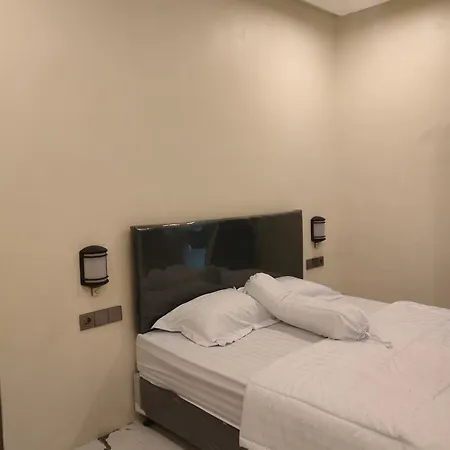 Griyaadelisca Apartamento